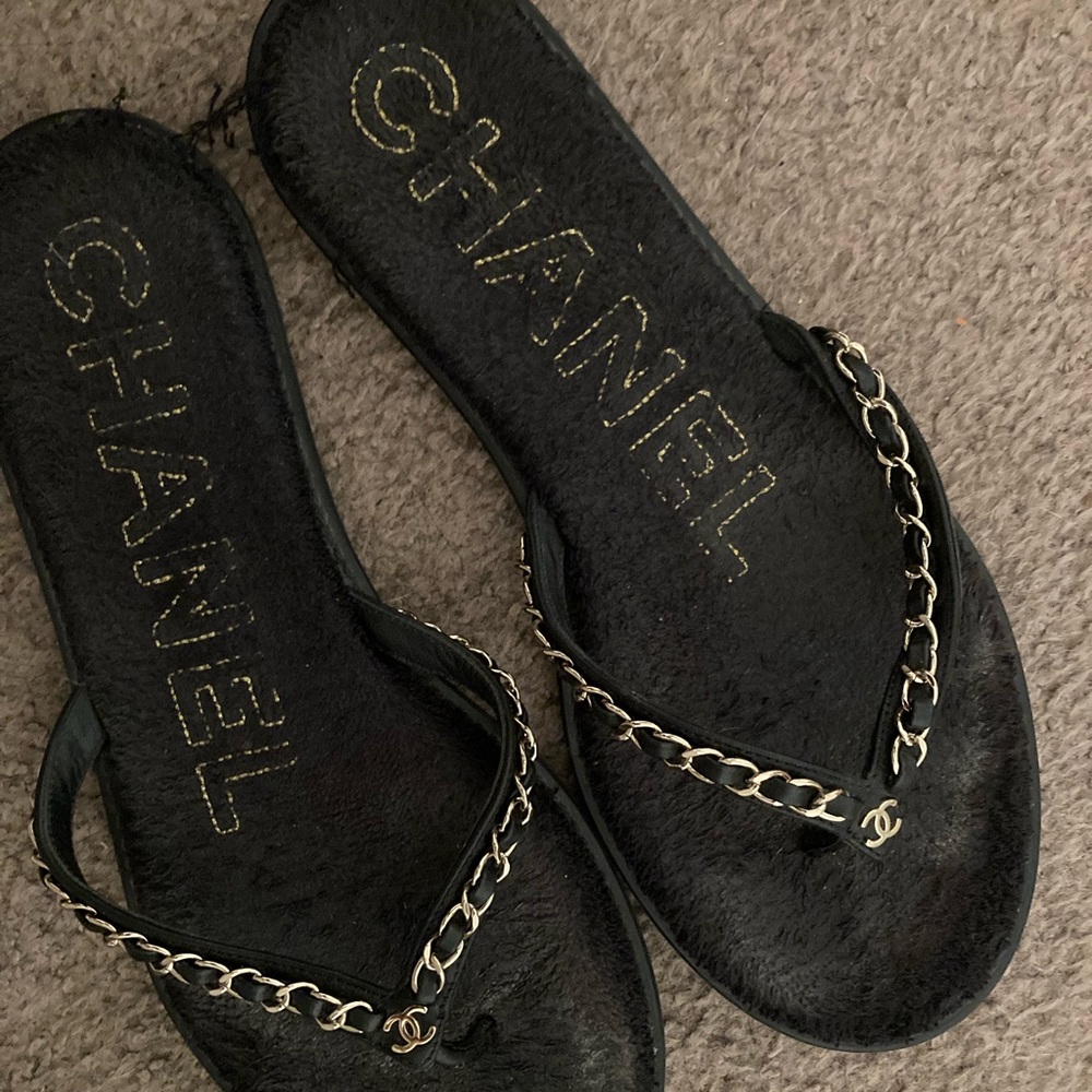 Chanel sandals size 41